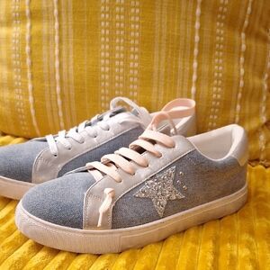 Stylish Women's Sneakers In Light Blue Denim With A Silver Glitter Star.
